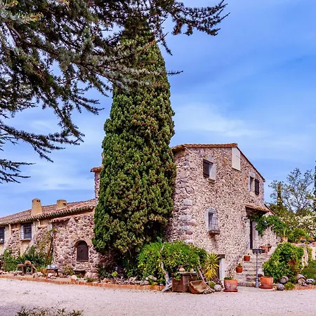 Masia Mimosa Jardin Villa